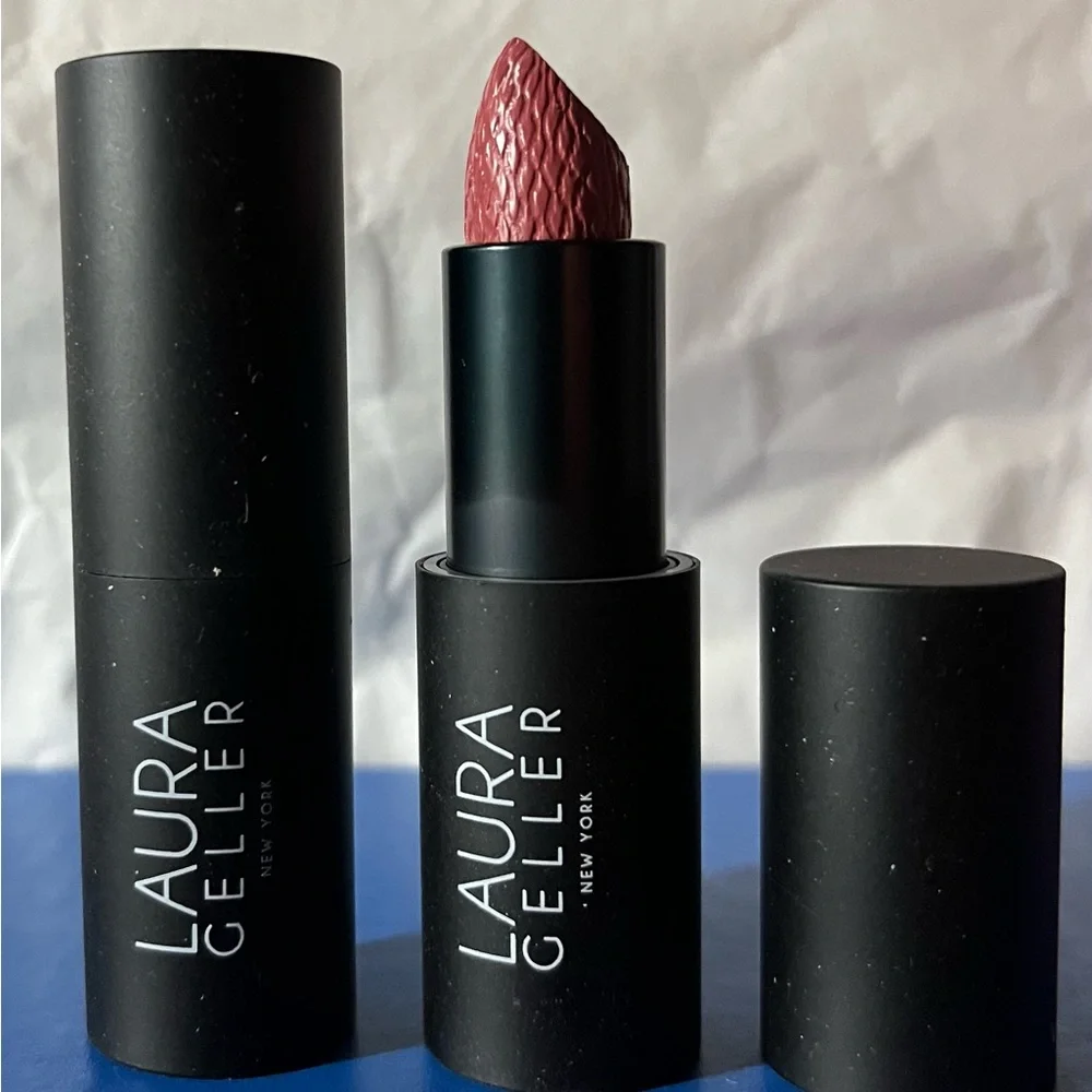Laura Geller Lipstick - Chocolate Raspberry. (brand new)💄💄💄  $15 each - Picture 2 of 3